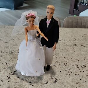 Bride and Groom Fashion Barbie Dolls White Dress & Black Tux Vintage Y2K Barbiec